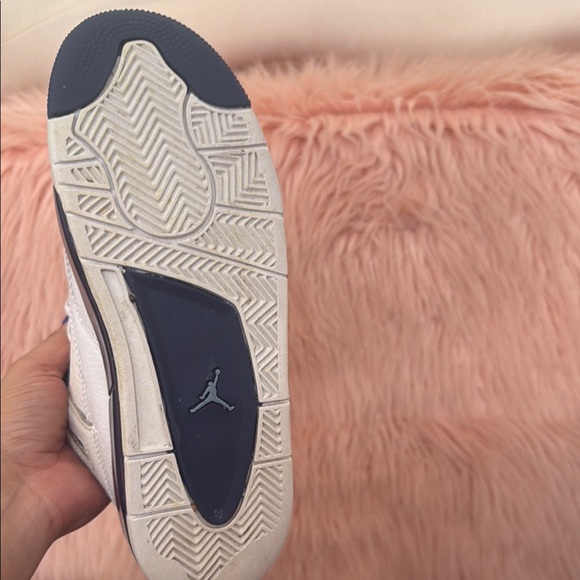 Air Jordan 4 retro Tennis Shoes size 4.5 Y - Picture 4 of 9